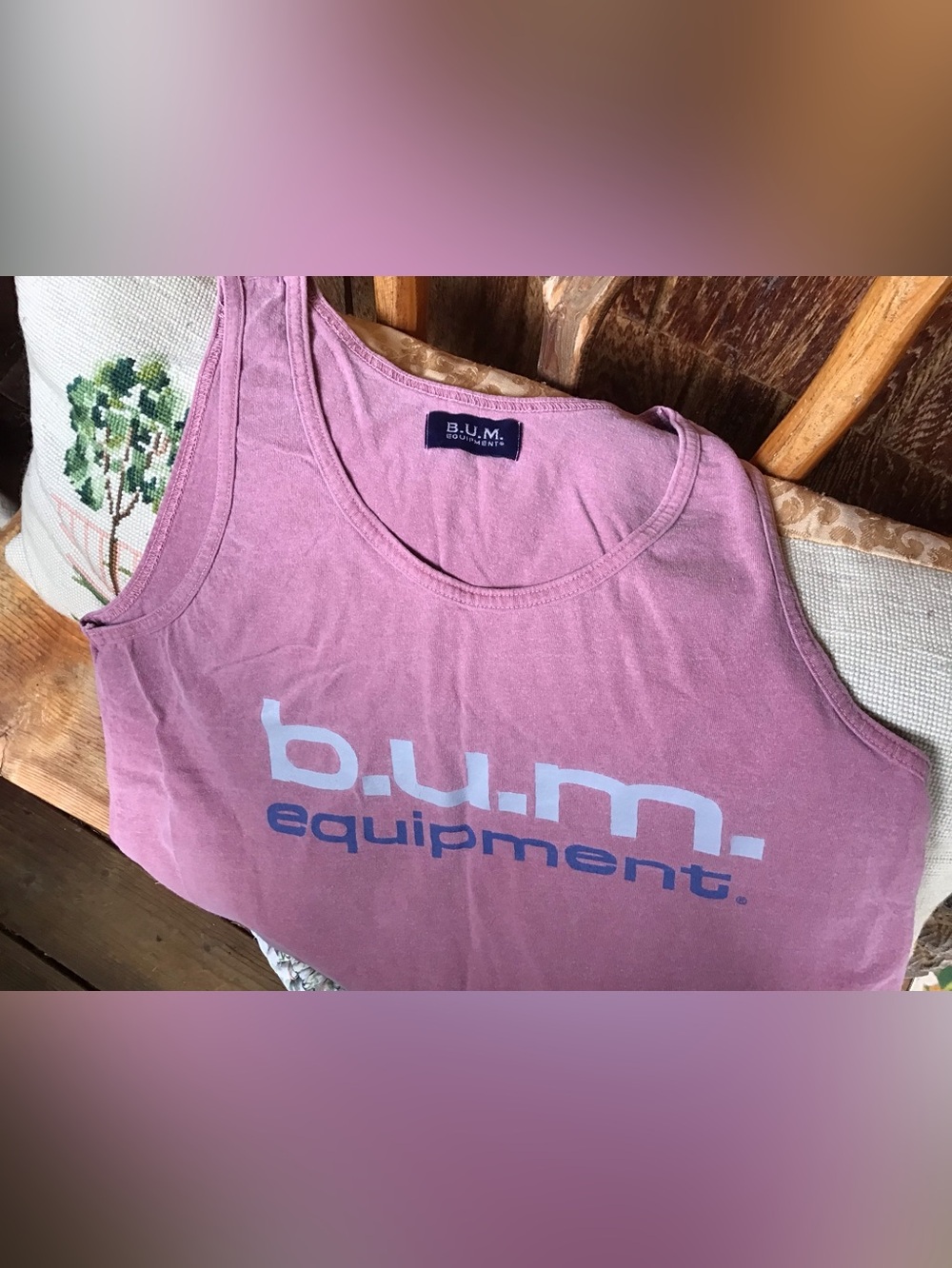 b.u.m Equipment Tank Top